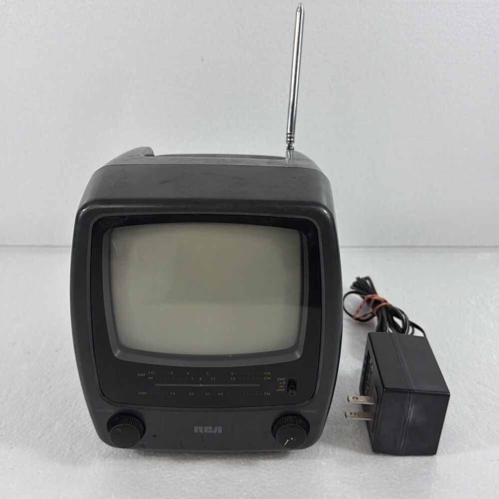 Vintage RCA 5" Portable CRT TV B&W Retro Gaming Television 16-3001 Tested Works